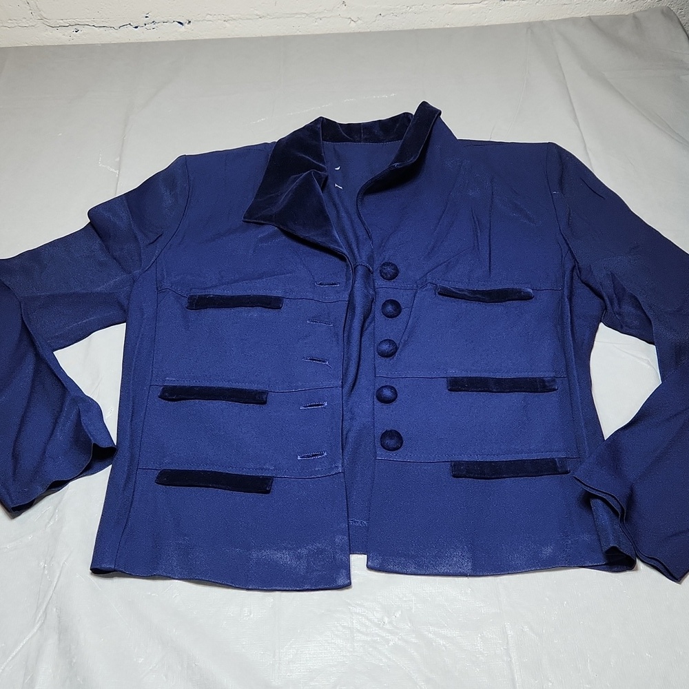 Womens Button-up Blazer